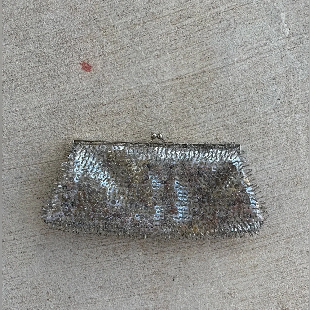 Vintage Grey Beaded Embroidered Wallet Pouch Clasp Purse Bag - Picture 1 of 3